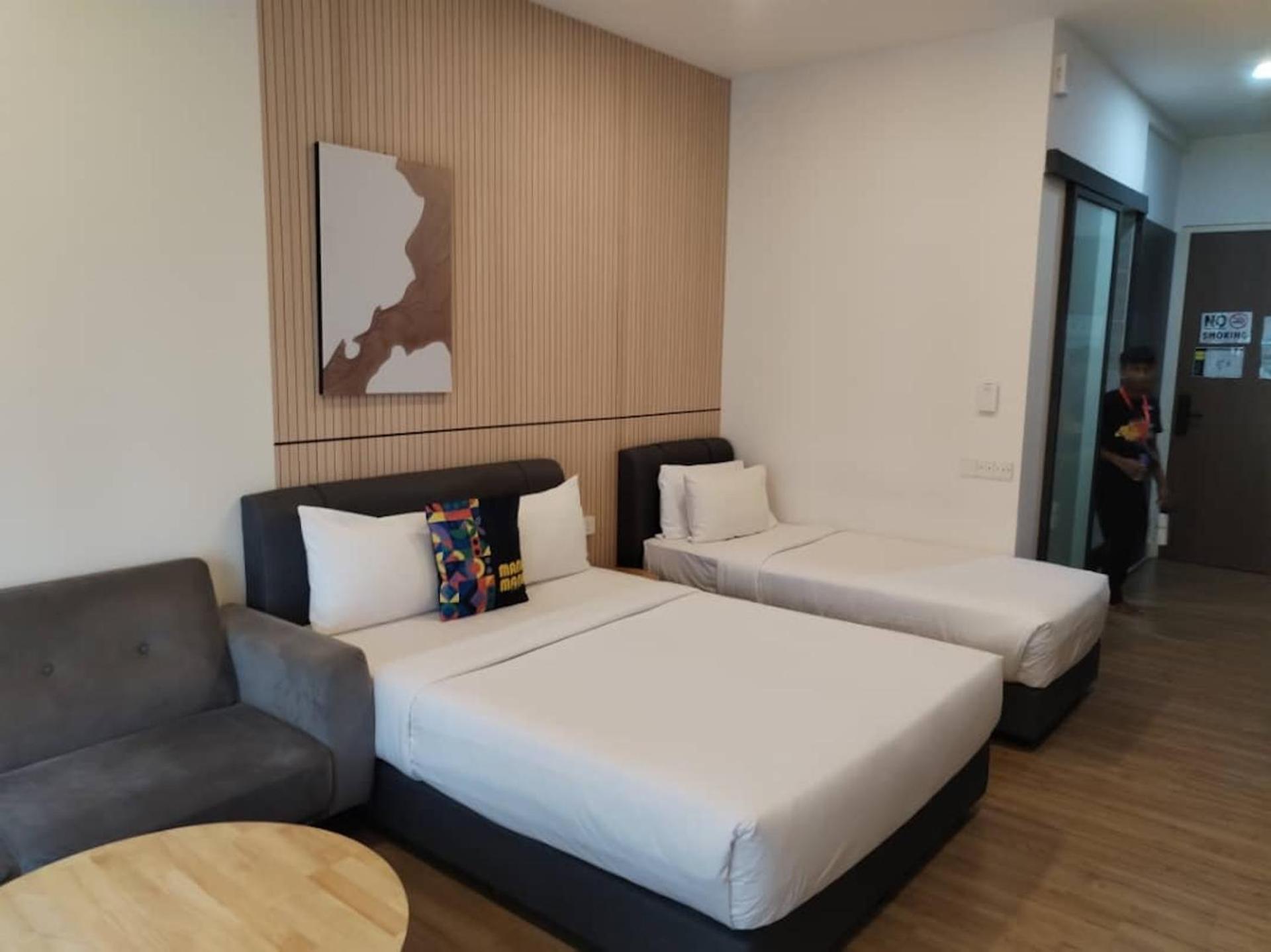 Ceylonz Klcc By Gsuites Kuala Lumpur Bagian luar foto
